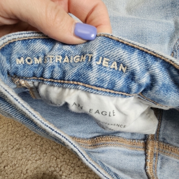 American Eagle AE Mom Straight Jeans 8R - Picture 5 of 11